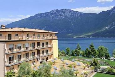 هتل Garda Bellevue