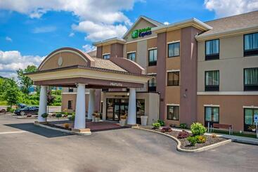 هتل Holiday Inn Express And Suites   Bradford, An Ihg