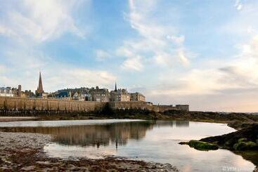 هتل Ibis Styles Saint Malo Centre Historique