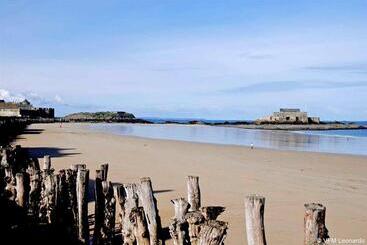 هتل Ibis Styles Saint Malo Centre Historique