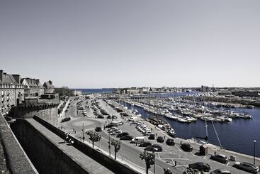 هتل Ibis Styles Saint Malo Centre Historique