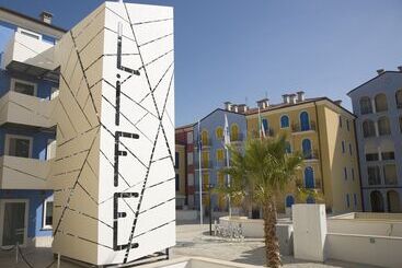 Life Hotel Seaview & Spa