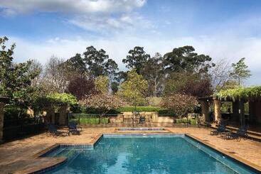 هتل Mercure Hunter Valley Gardens