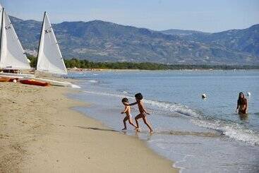 هتل Sibari Green Resort