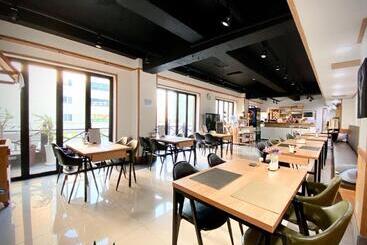 هتل Stay Pohang