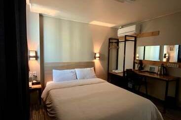 هتل Stay Pohang