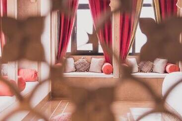 هتل Suryagarh Jaisalmer