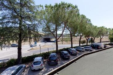 هتل Tevere Perugia
