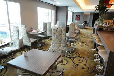 Novotel Bangkok Impact