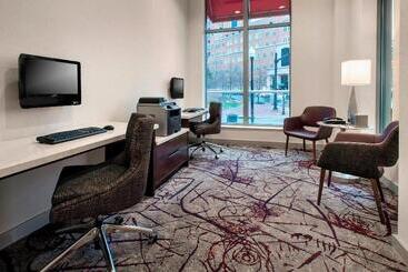 هتل آپارتمان Residence Inn Alexandria Old Town South At Carlyle