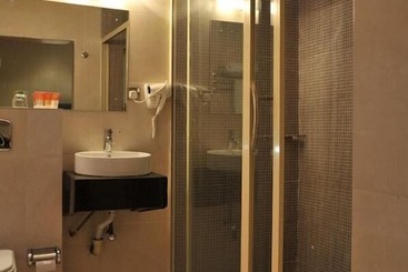 Protea Hotel By Marriott Delta