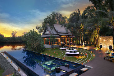 Double Pool Villas By Banyan Tree