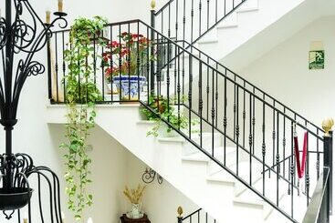 Hostal Ciudad Trigueros - Trigueros