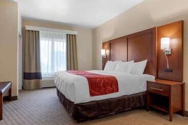 هتل Comfort Suites