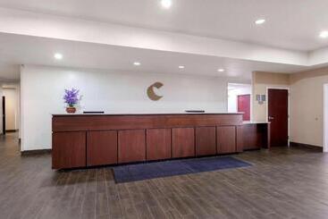 هتل Comfort Suites