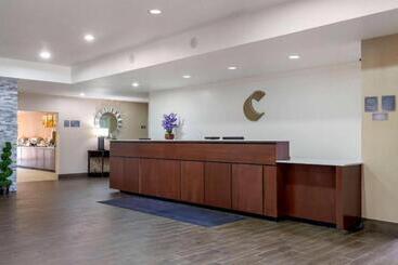 هتل Comfort Suites