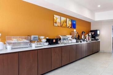 هتل Comfort Suites