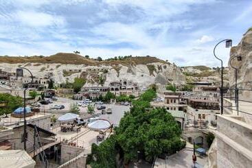 هتل Dervish Cave House & Restaurant