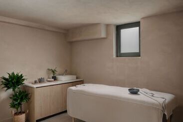 هتل Domes Aulus Elounda All Inclusive Resort, Curio By Hilton