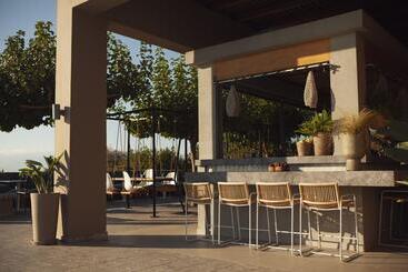 هتل Domes Aulus Elounda All Inclusive Resort, Curio By Hilton