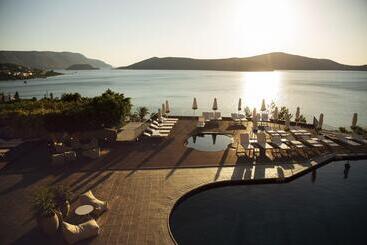 هتل Domes Aulus Elounda All Inclusive Resort, Curio By Hilton