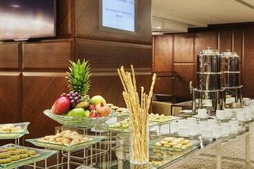 هتل Doubletree By Hilton Istanbul Avcilar
