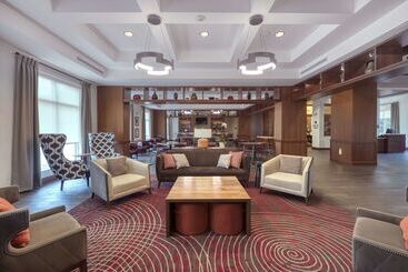 هتل Doubletree By Hilton Raleigh Cary
