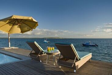 هتل Dugong Beach Lodge