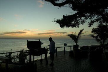 هتل Dugong Beach Lodge
