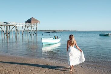 هتل Dugong Beach Lodge