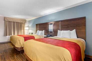 هتل Econo Lodge Byron  Warner Robins