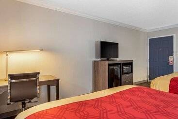 هتل Econo Lodge Byron  Warner Robins