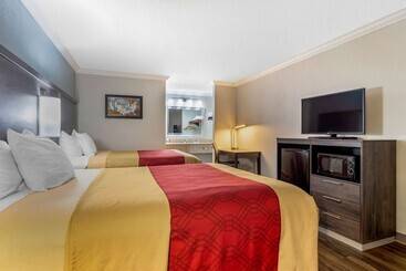 هتل Econo Lodge Byron  Warner Robins