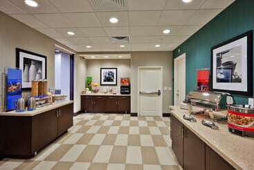 هتل Hampton Inn & Suites Denver/airportgateway Park