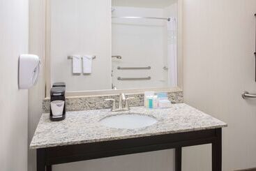 هتل Hampton Inn & Suites Denver/airportgateway Park