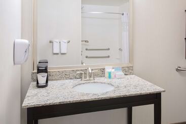 هتل Hampton Inn & Suites Denver/airportgateway Park