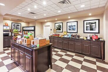 Отель Hampton Inn & Suites Shreveport/bossier City Airline Drive