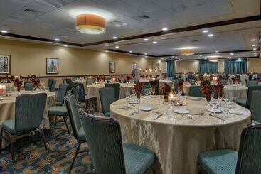هتل Hilton Garden Inn Fort Worth Medical Center