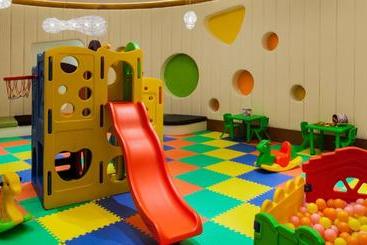هتل Holiday Inn Resort Changbaishan, An Ihg