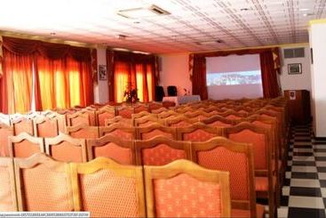 هتل Majestic Annaba