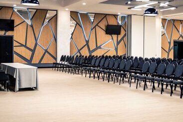 هتل Mercure Kyiv Congress