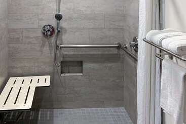 فندق Quality Inn Near Chico State