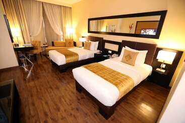 هتل Ramada By Wyndham Multan
