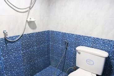 هتل The Siam Guest House Sha Extra Plus
