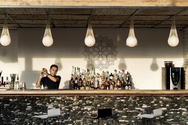 Yacht Boheme Hotel Boutique Class Adults Only