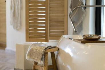 Yacht Boheme Hotel Boutique Class   Adults Only