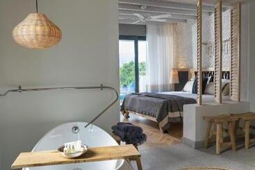 Yacht Boheme Hotel Boutique Class   Adults Only