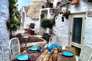 Trulli E Puglia Resort