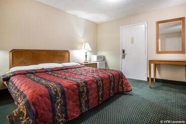 Economy Motel