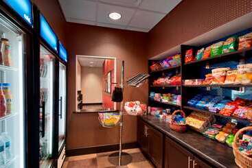 Hampton Inn & Suites Detroit / Airport   Romulus